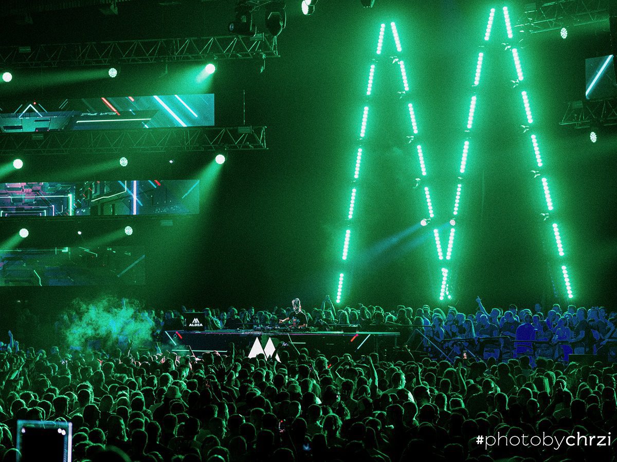 Orkan_Aldea_Boris Brejcha_Incheba_2022_technische Unterstützung_Bühne_elektronische Musik_Klang_Licht_Leinwand_Meyer_Robe