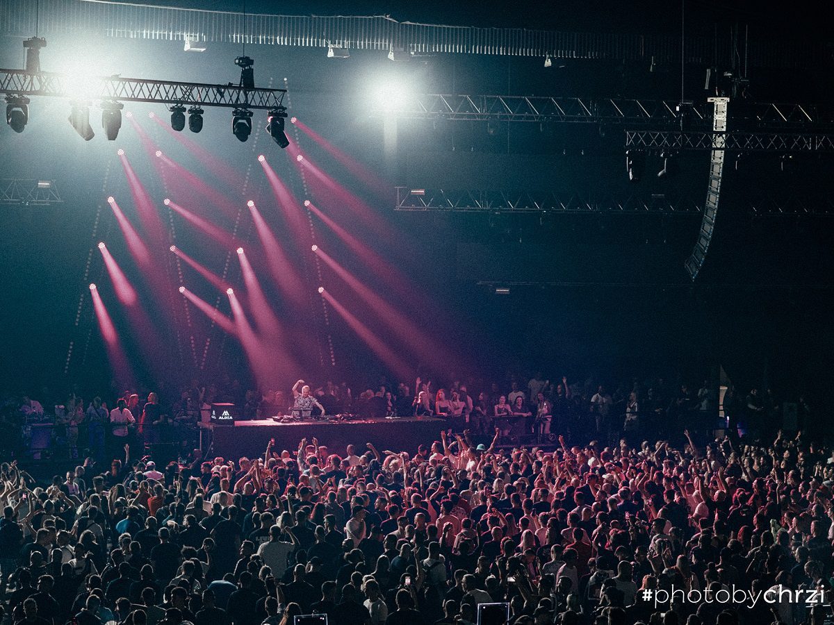 Hurricane_Aldea_Boris Brejcha_Incheba_2022_technische Unterstützung_Bühne_Leinwände_meyer sound_Scheinwerfer