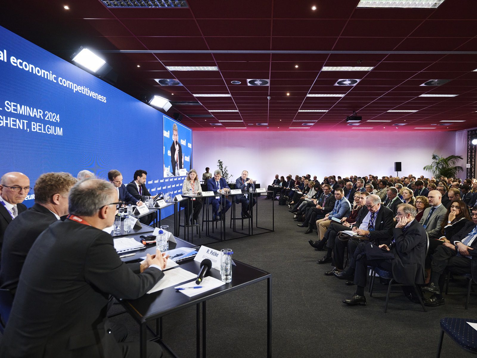 Hurricane_Eurofi_Finanzforum_Gent_Belgien_technische Unterstützung_LED-Bildschirm_Licht_Schall