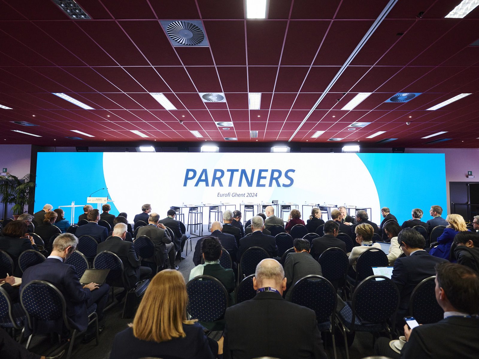 Hurricane_Eurofi_Finanzforum_Gent_Belgien_technische Unterstützung_LED-Bildschirm_Partner