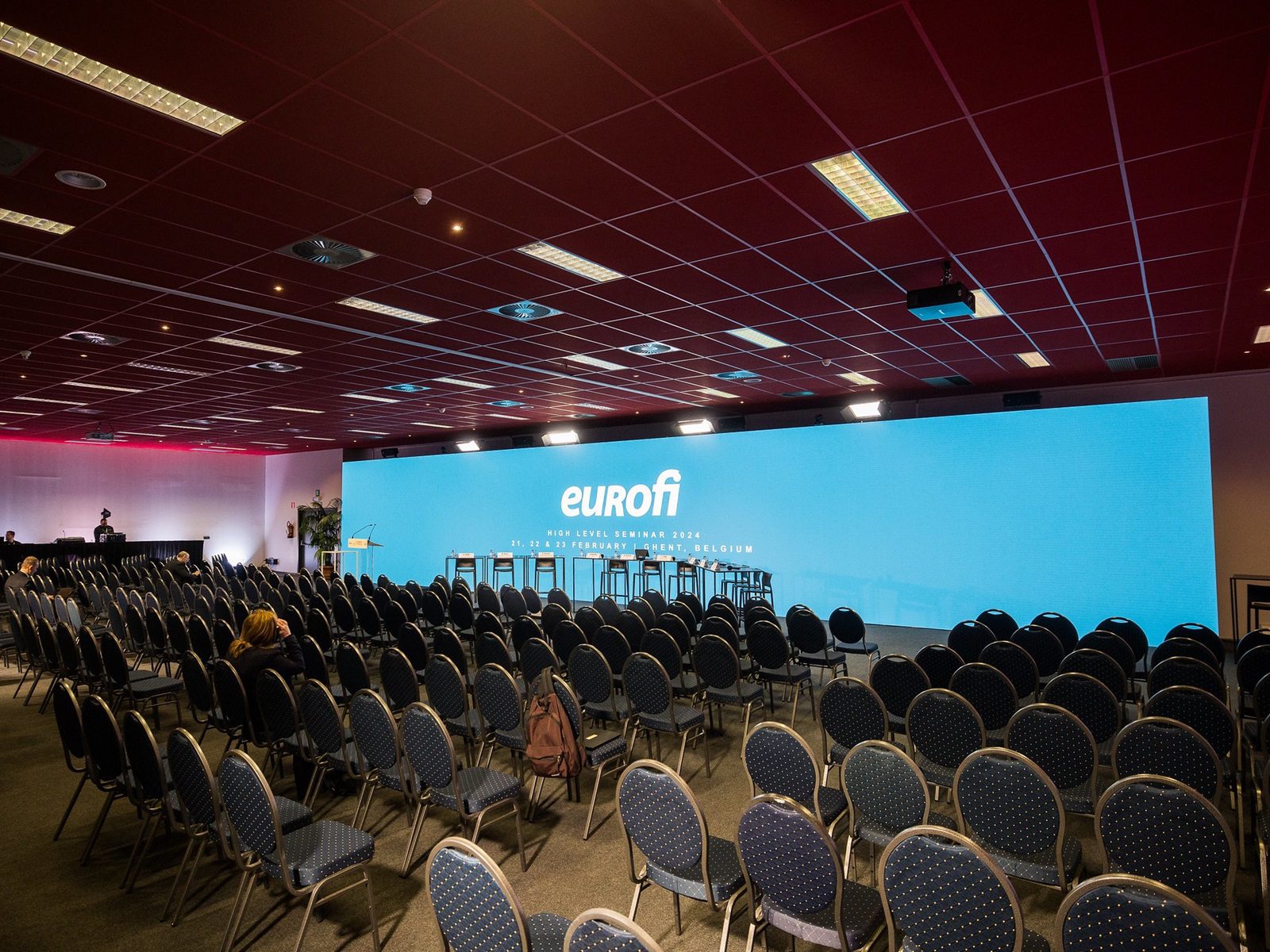 Hurricane_Eurofi_financial_forum_Gent_Belgien_technische Unterstützung_LED-Bildschirm_Schall_Licht_raum 1