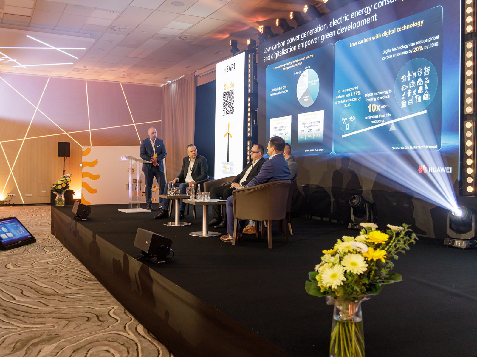 Hurricane_SAPI_Konferenz_Konferenz_LED-Bildschirm_Beleuchtung_Beleuchtung_Stimmungsmonitor