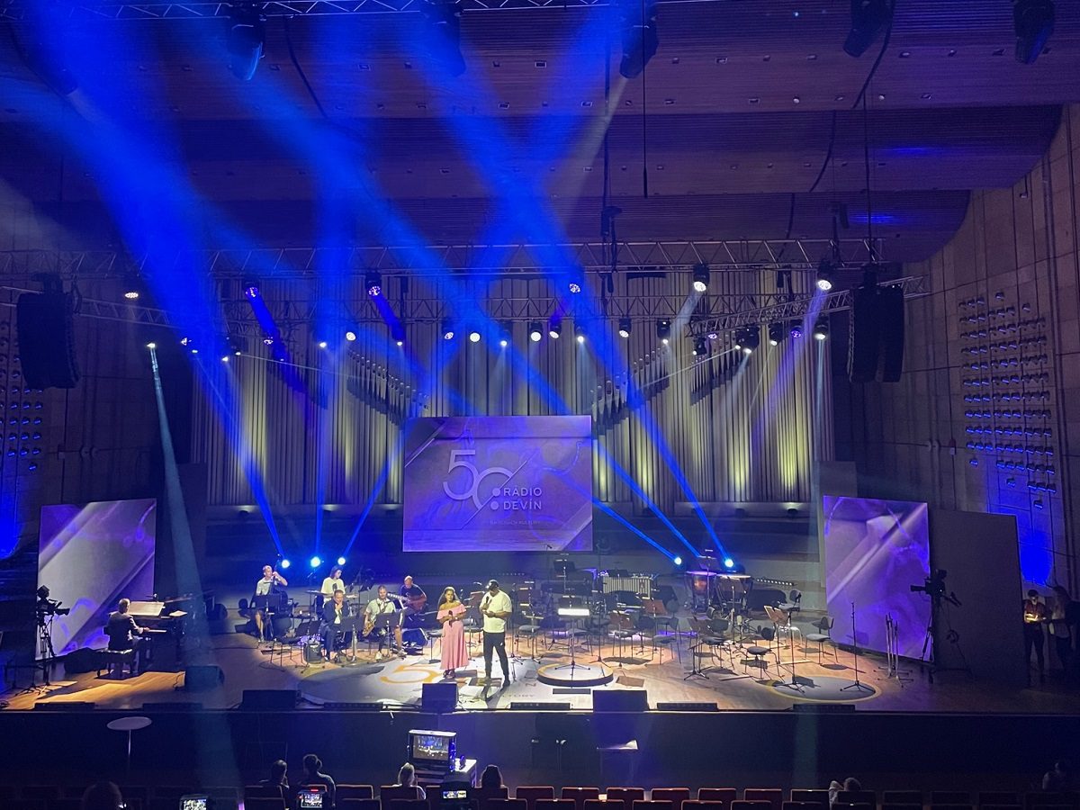 Hurricane_Slovak Radio_50. vyrocie_Radio Devin_osvetlenie_konstrukcie_javisko_generalka