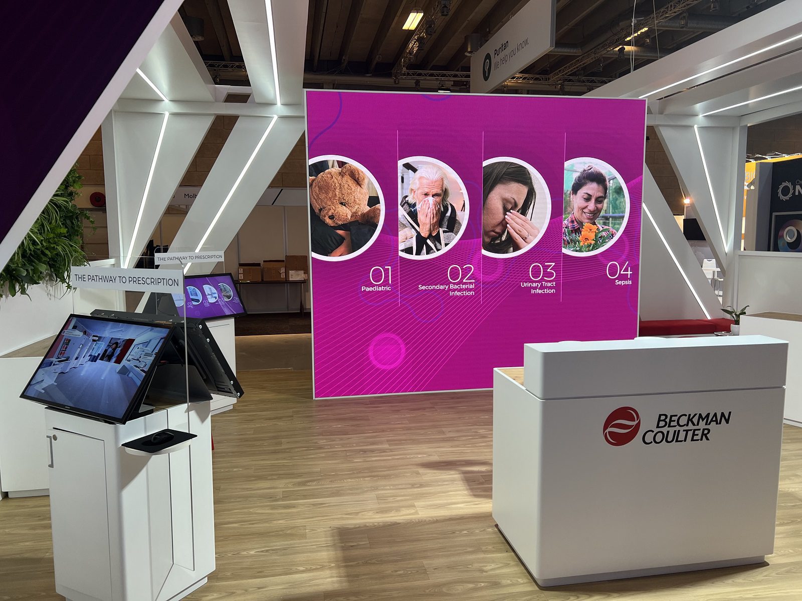 Hurricane_exhibition_Copenhagen_technical support_LCD_LED screen