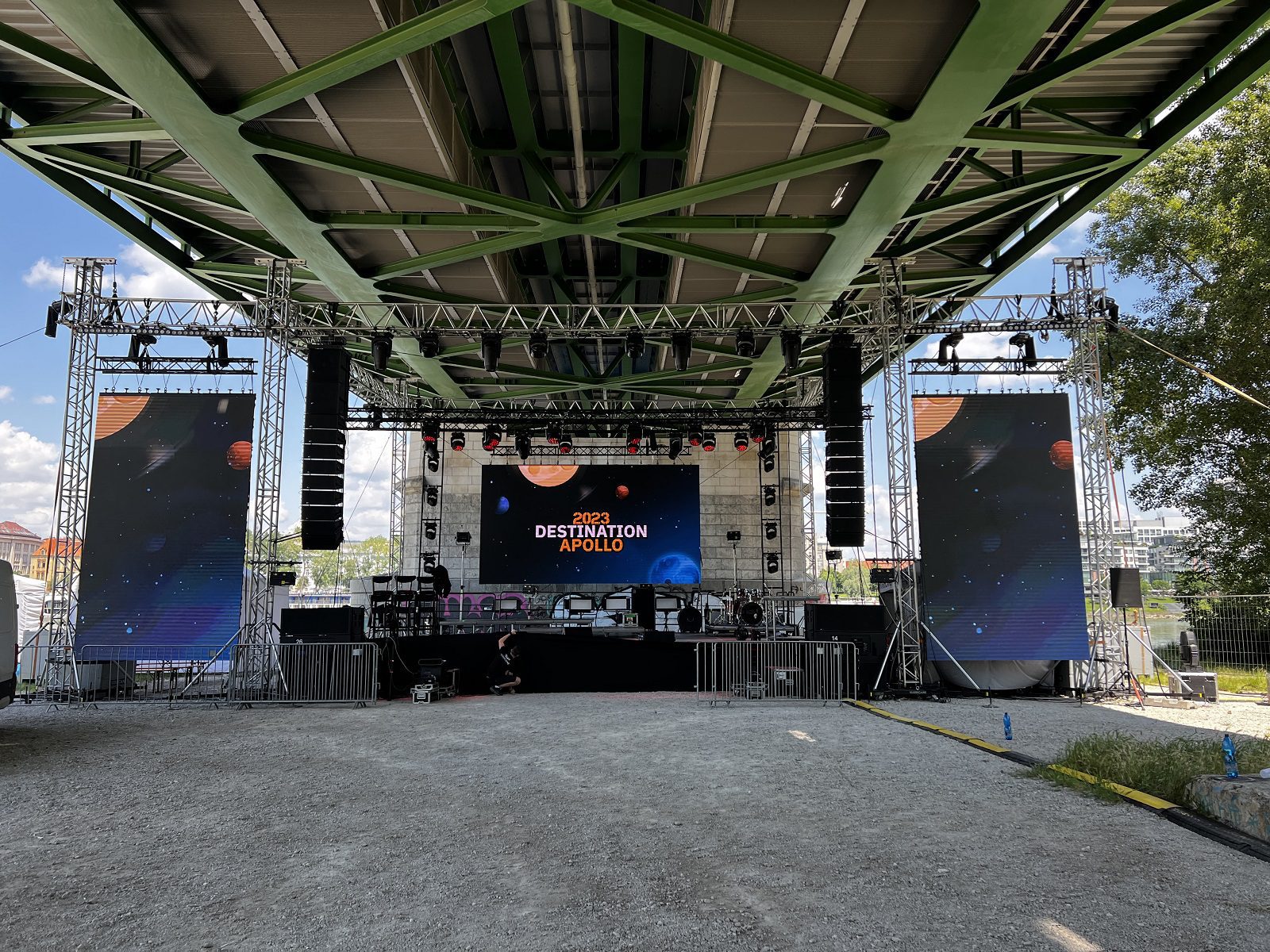 IBM party_Hurricane_Tyrsovo nabrezie_stage_ozvucenie_osvetlenie_LED