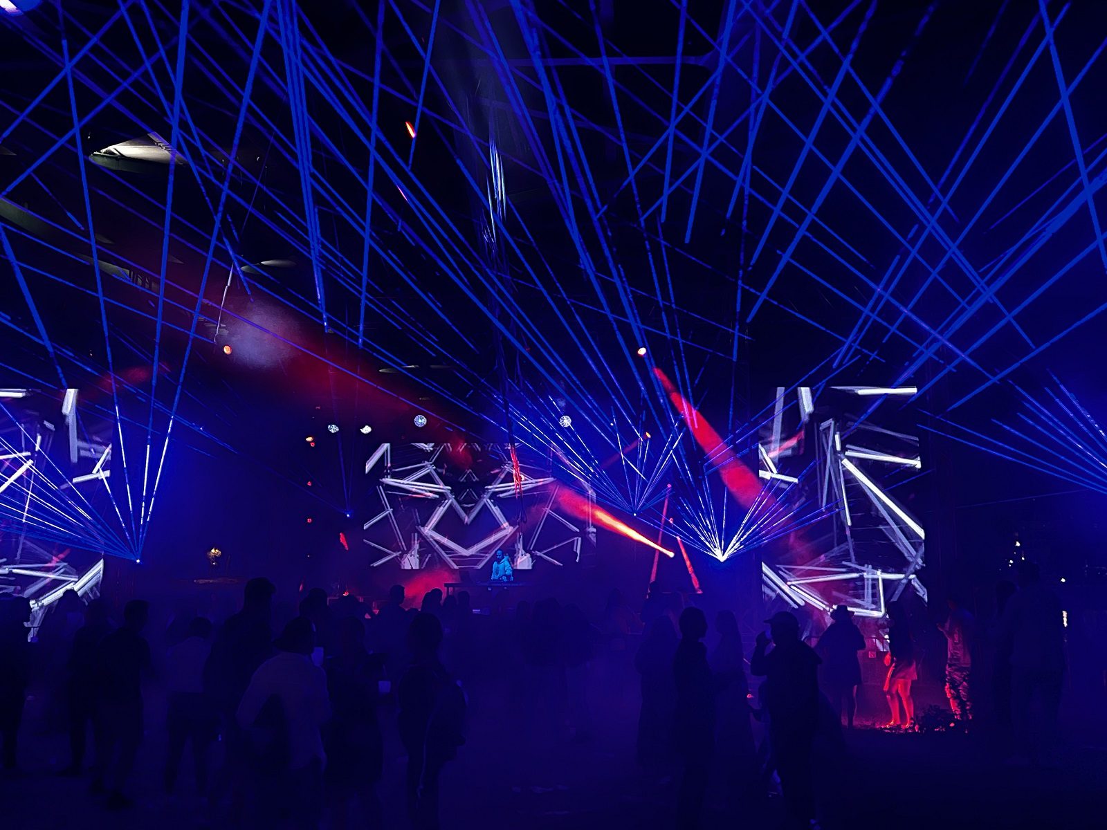 IBM party_Hurricane_Tyrsovo nabrezie_technicka podpora_osvetlenie_led