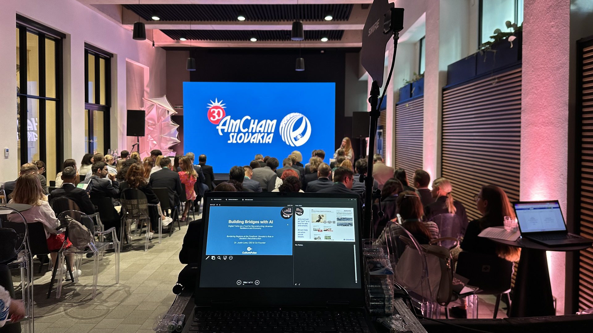 Konferenz der Amerikanischen Handelskammer im Auditorium der Slowakei