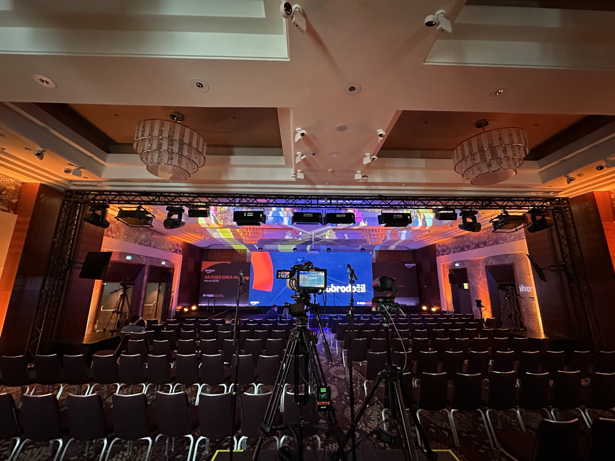 Dreamtek - Hotel Sheraton Szene, Samt, esprite, Projektor, milos, ban (5) (1)