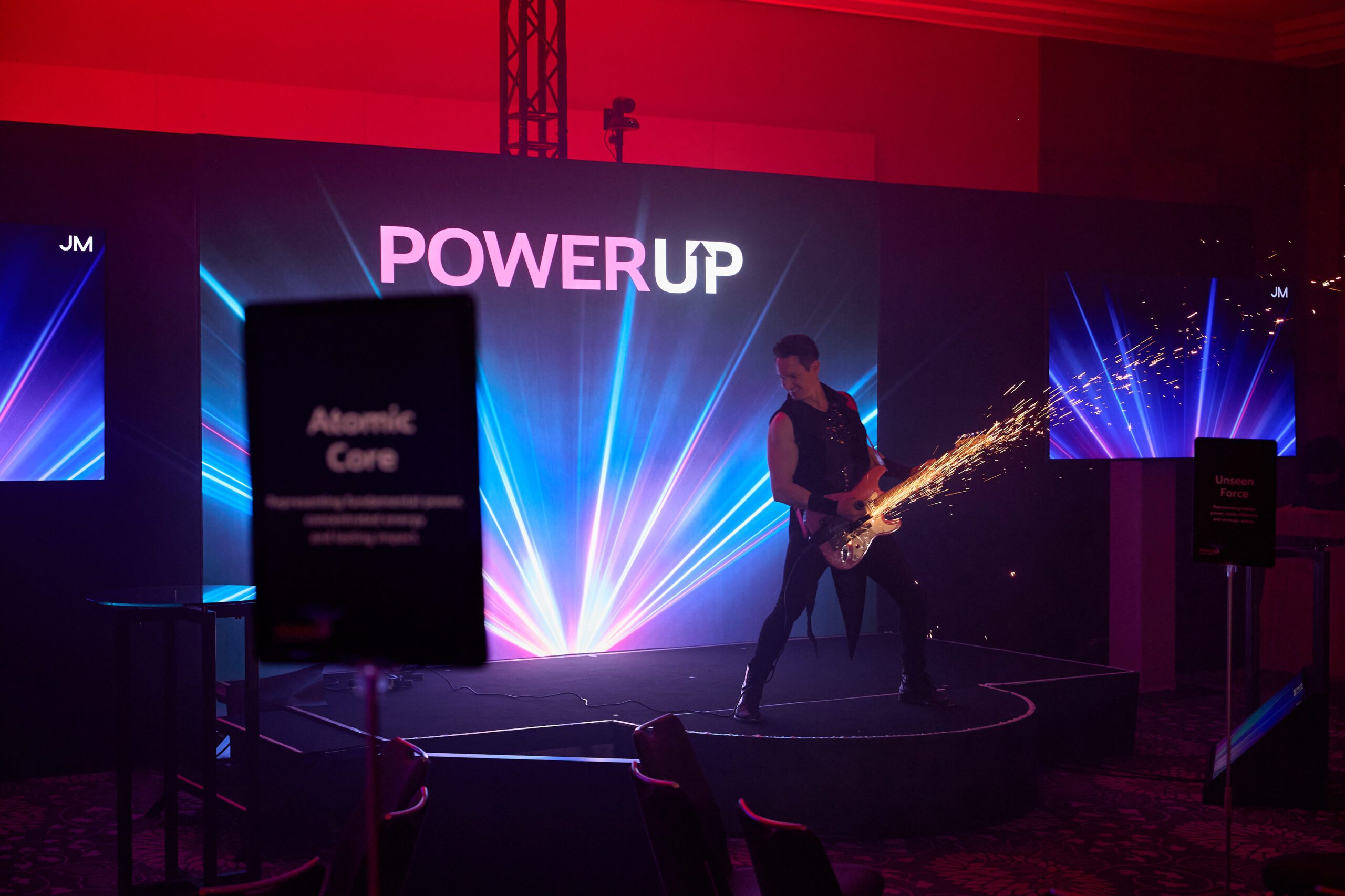 room_powerup_2025_038