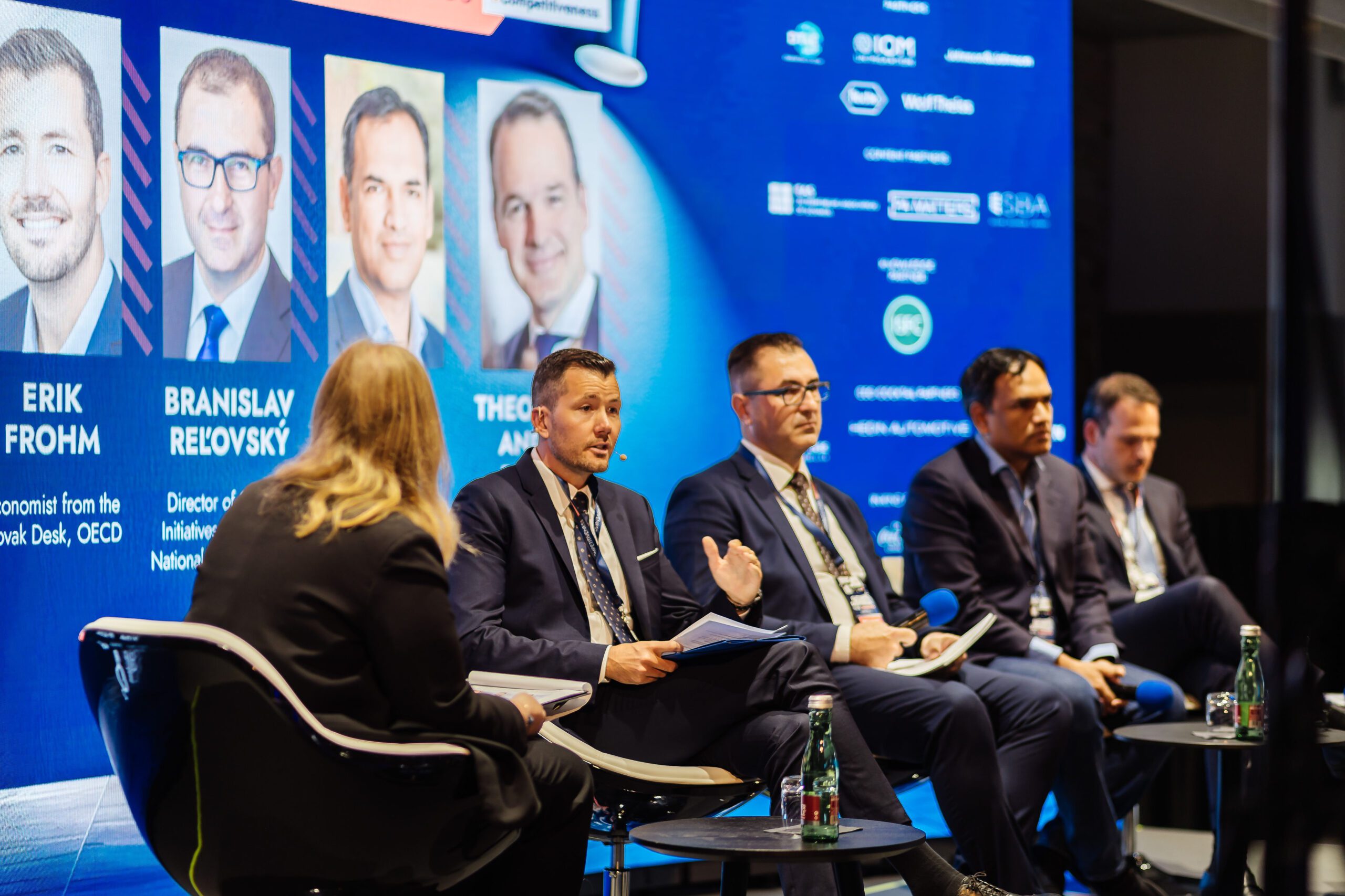 Amcham, Wettbewerbsfähige Slowakei, Basis, Jurkovičová, unilum, mic (3)