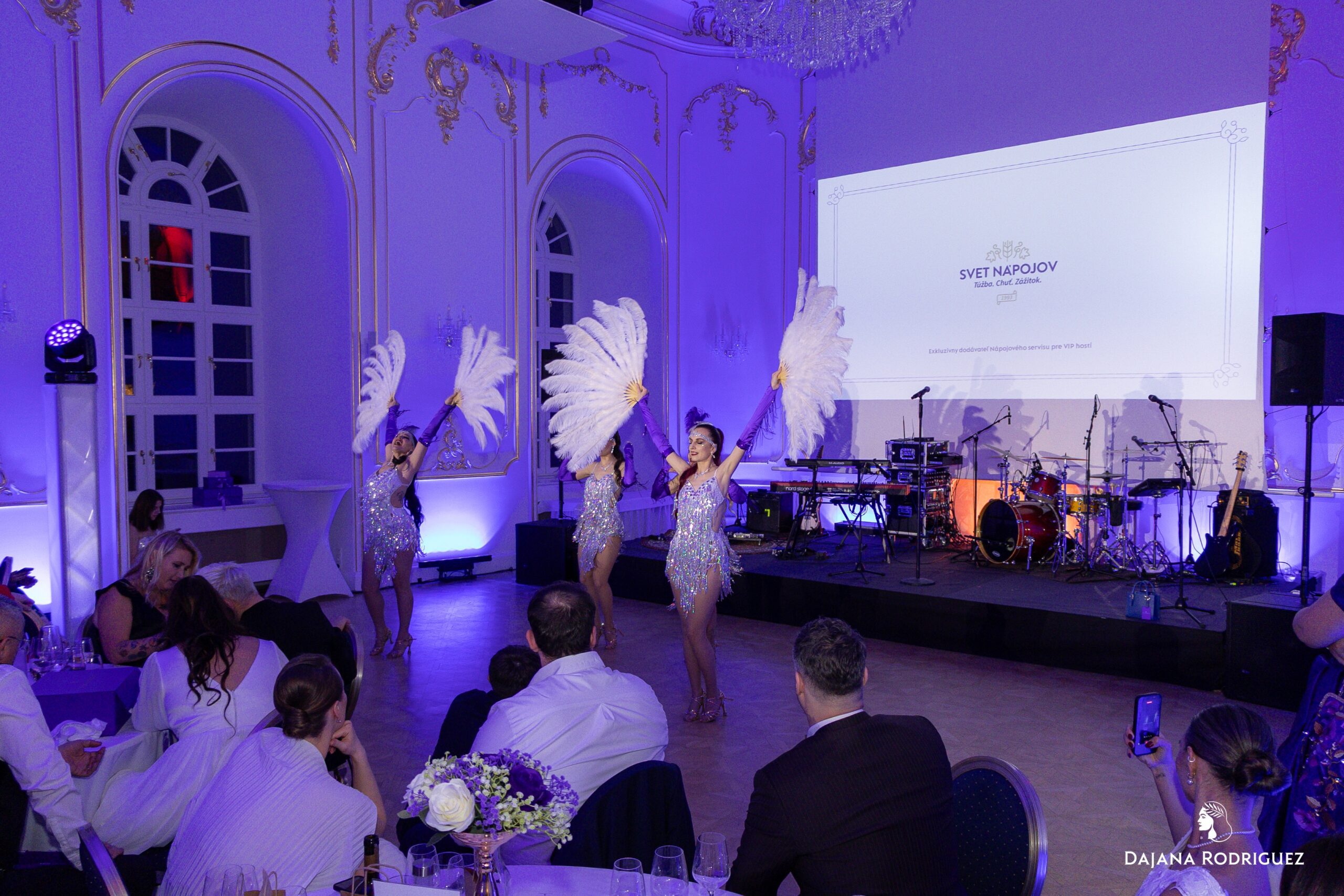 Dajana Rodriguez, Bar, x40, Spinne, Odekor, Burg Šimák Pezinok