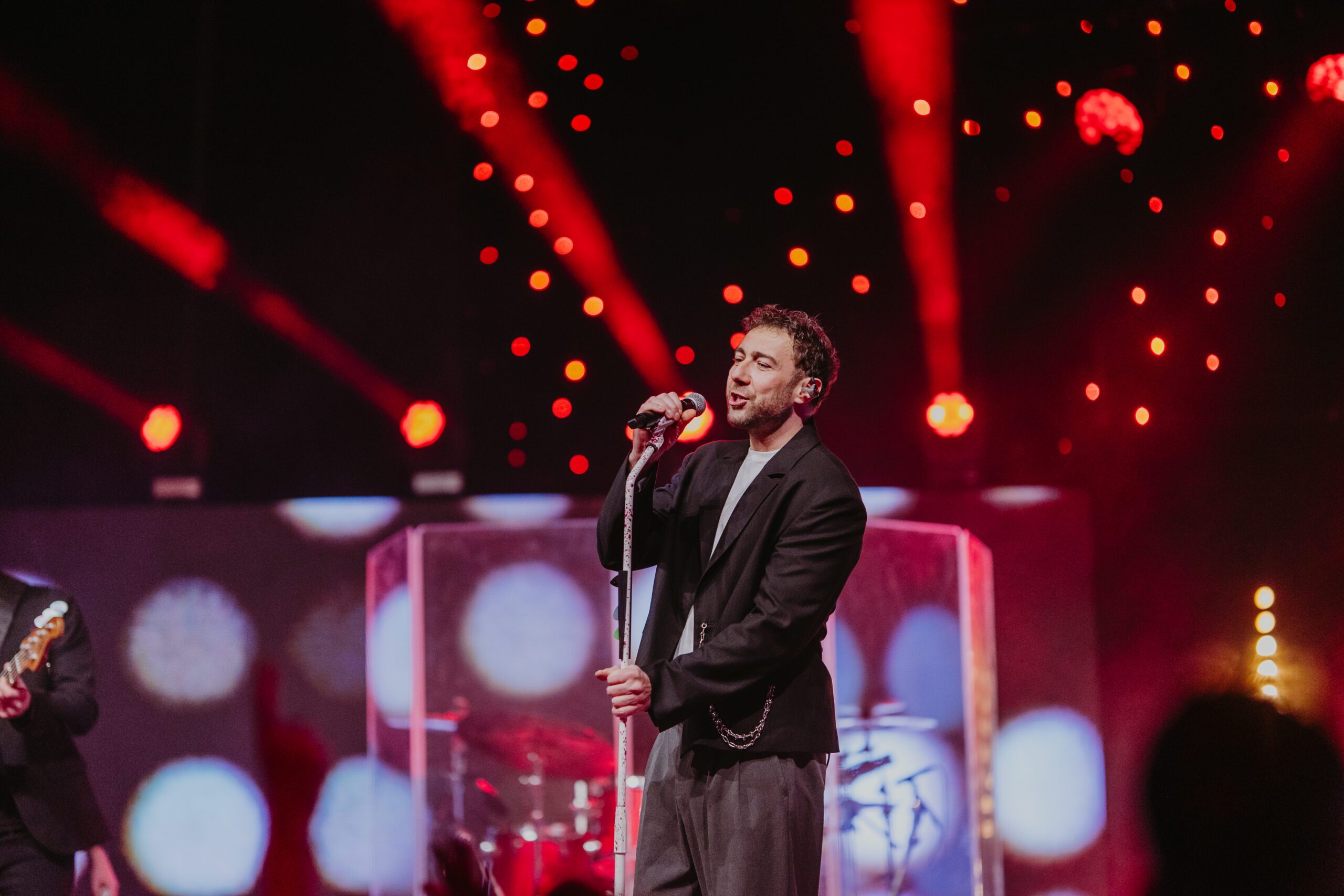 03 Der Ball der kleinen Helferin, oder, Spitze