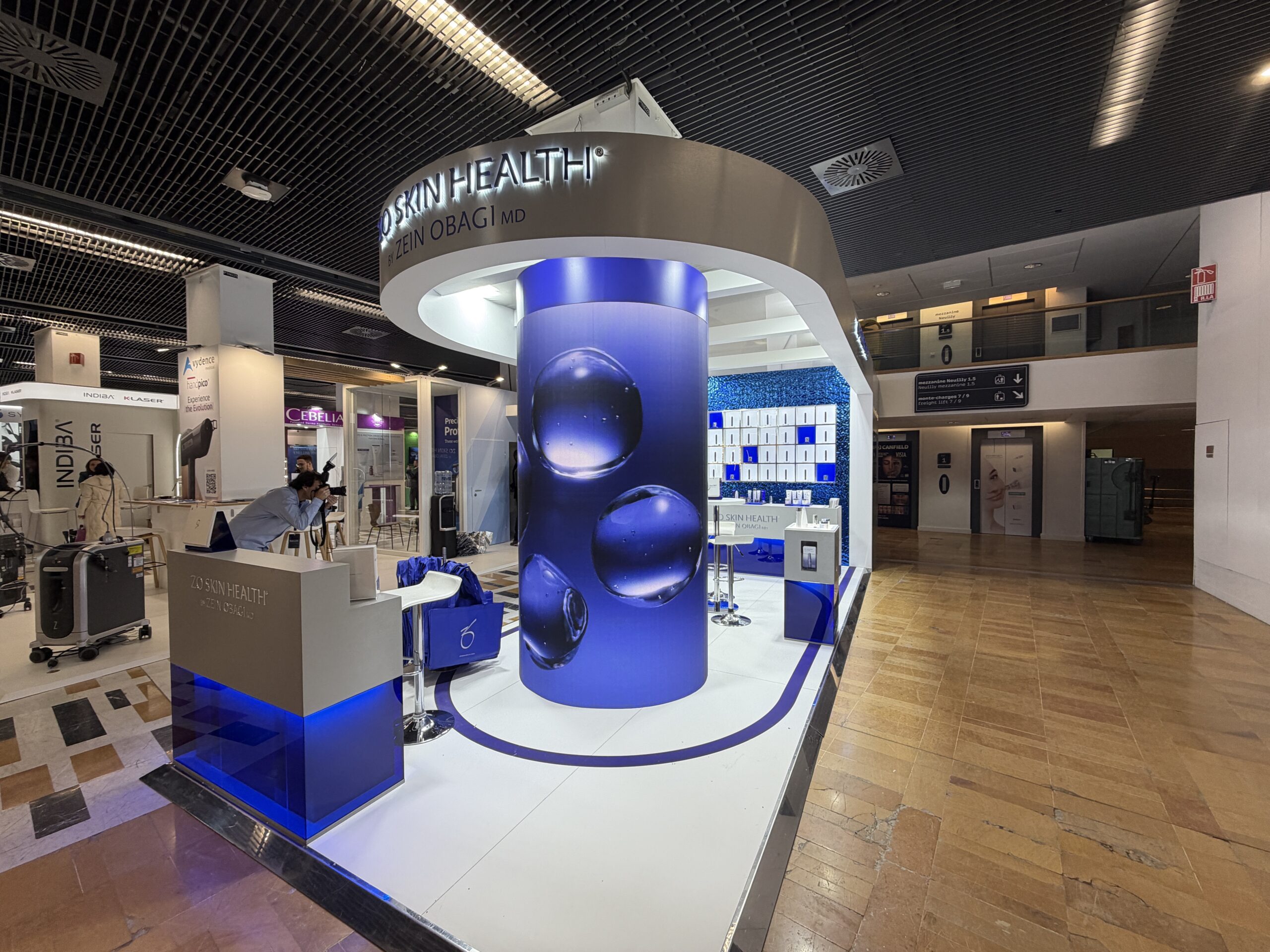 IMCAS Paris - ZO Skin (1) unilumin