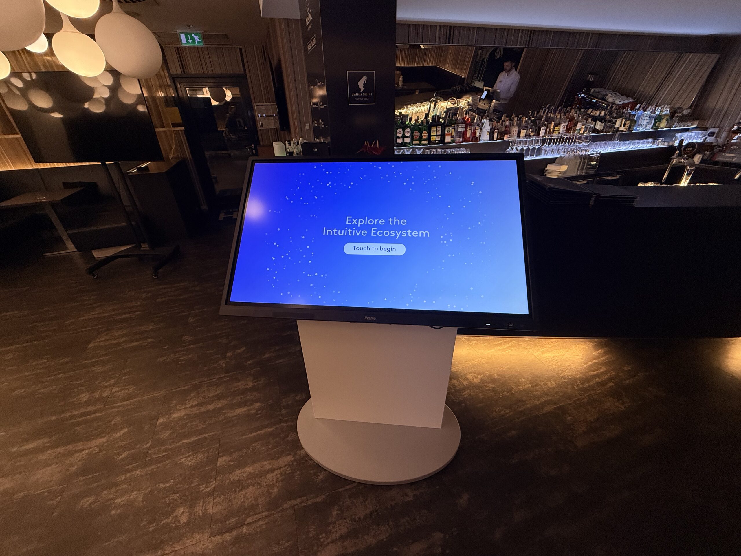 AGEL - dotykova 55, kiosk (2)