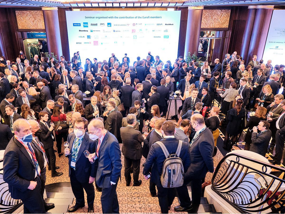 Hurricane_Eurofi_Prague_2022_LED_sound_light_conference
