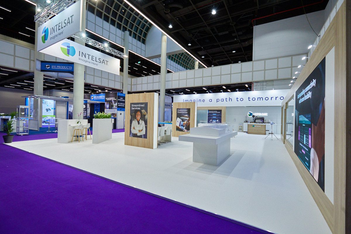 Hurricane_Intelsat_Exhibit_LCD_Touchscreens_LED Gloshine_Exhibit