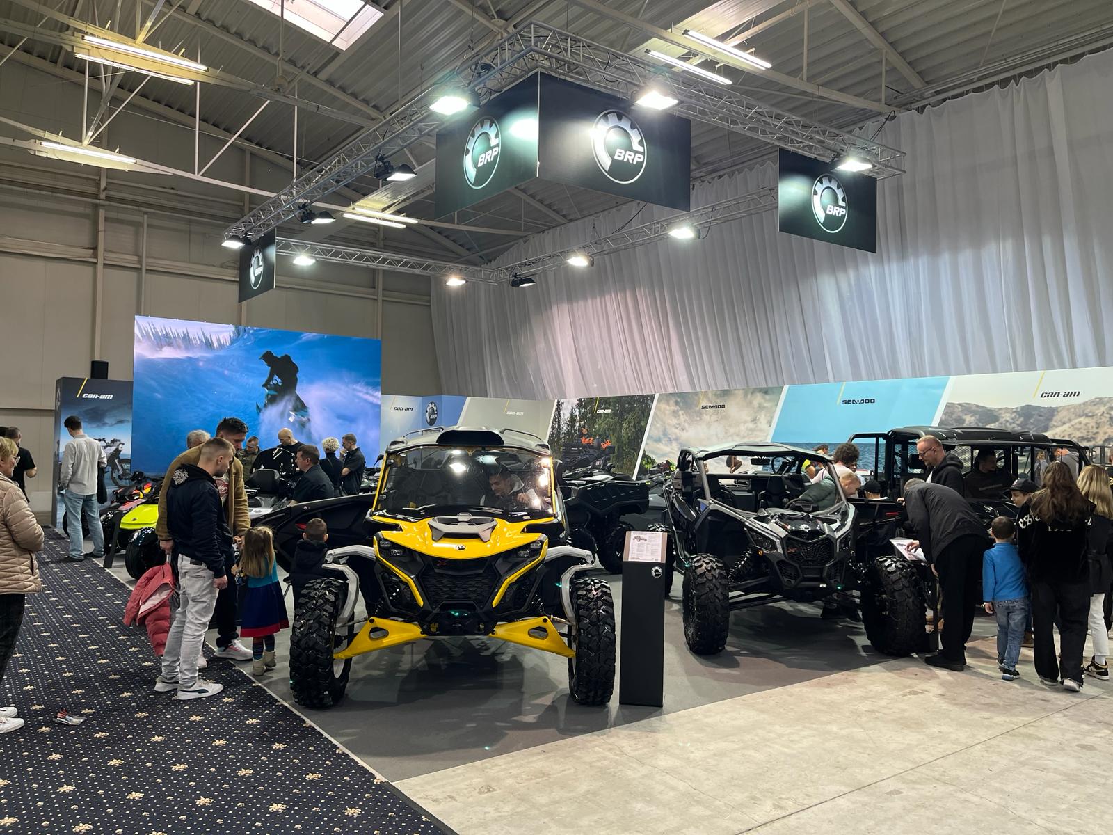 Hurricane_Motocykel 2024_Incheba_Can-am_technicka podpora_LED obrazovka_vystava