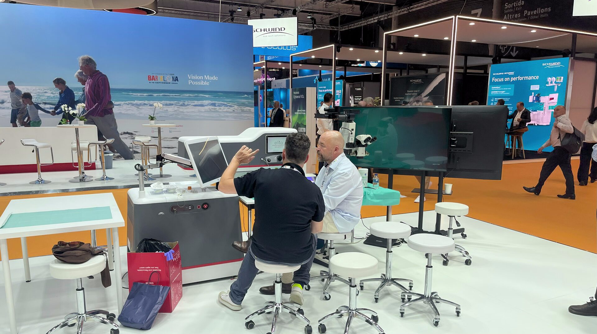 j&j-exhibition-led-lcd-technical-support-diagnostic