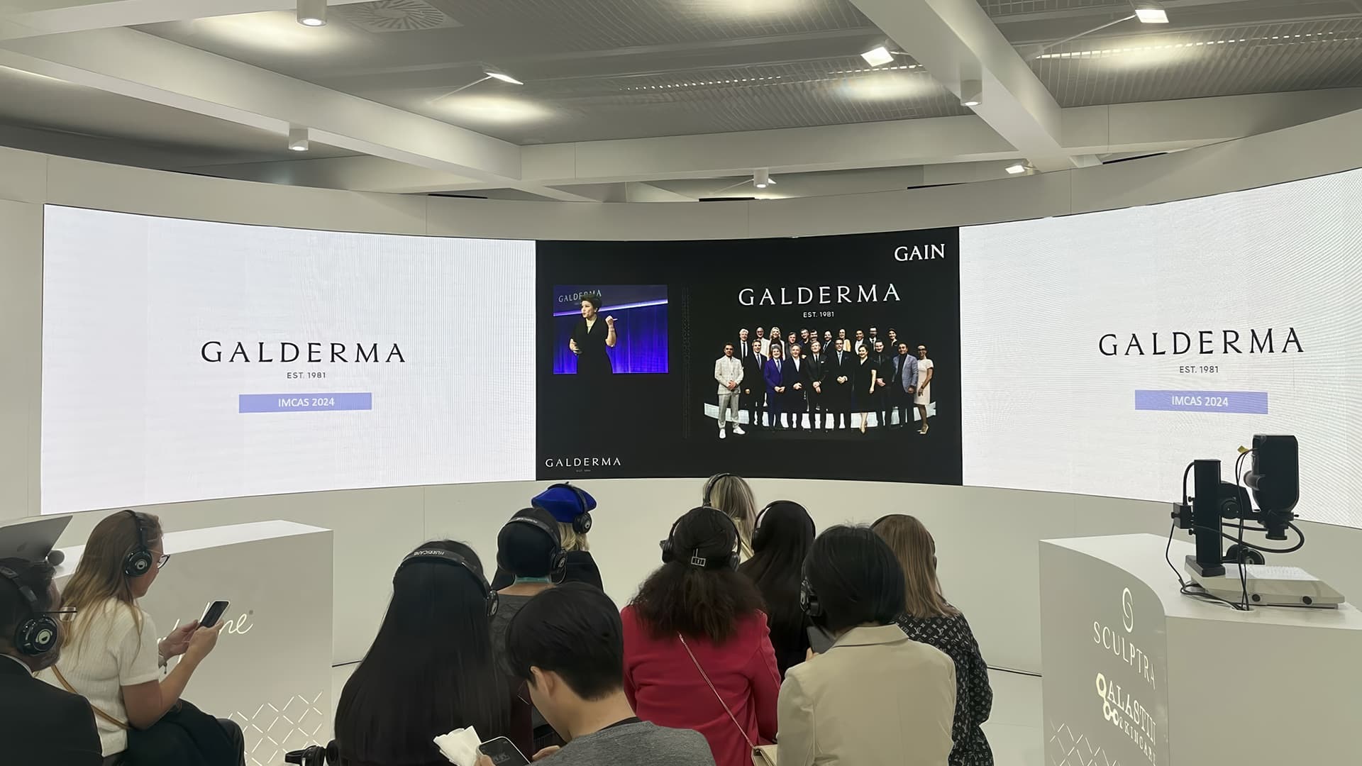 Hurricane_Galderma_Paris_silent_disco_headphones_sound_exhibition