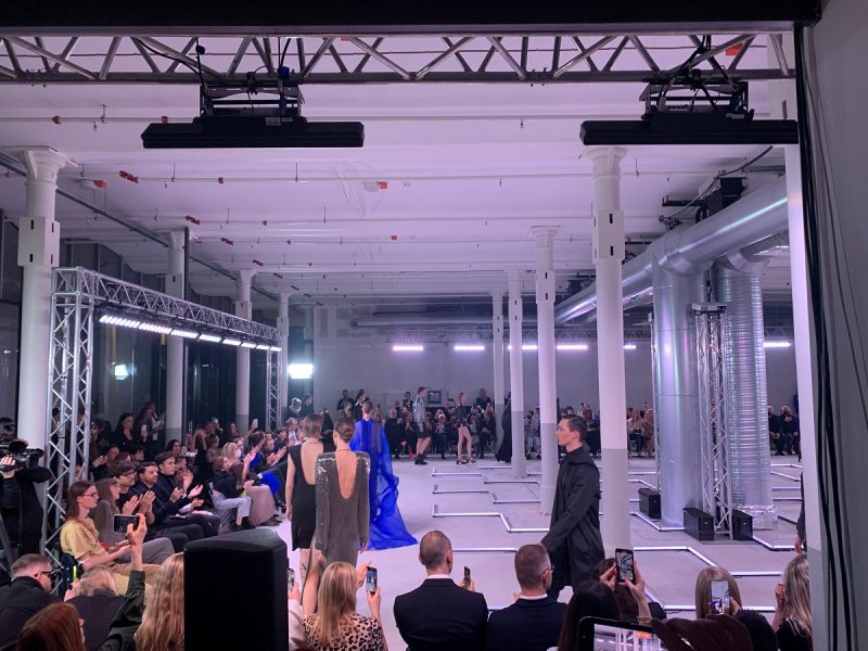 fashion-show-hurricane-hurricane-defile-beleuchtung-illusion
