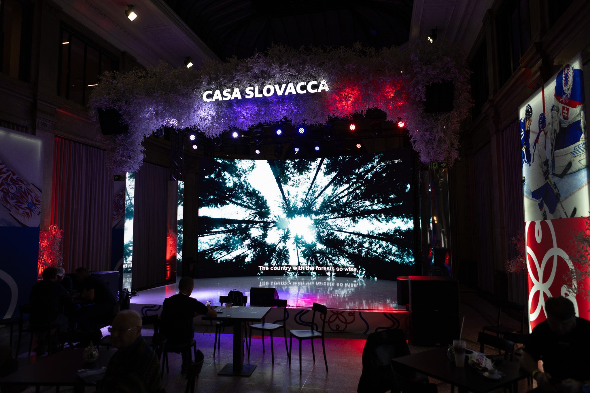 Casa Slovacca ZOH Milano - gloshine scéna4