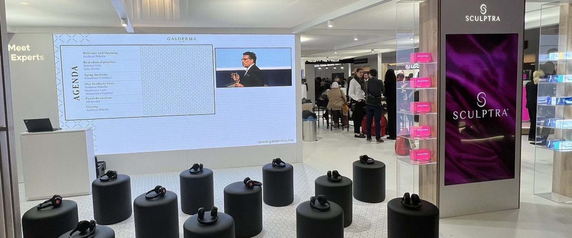 Galderma Paris_Hurricane_Ausstellung_LED_LCD_screen_sound_silent disco