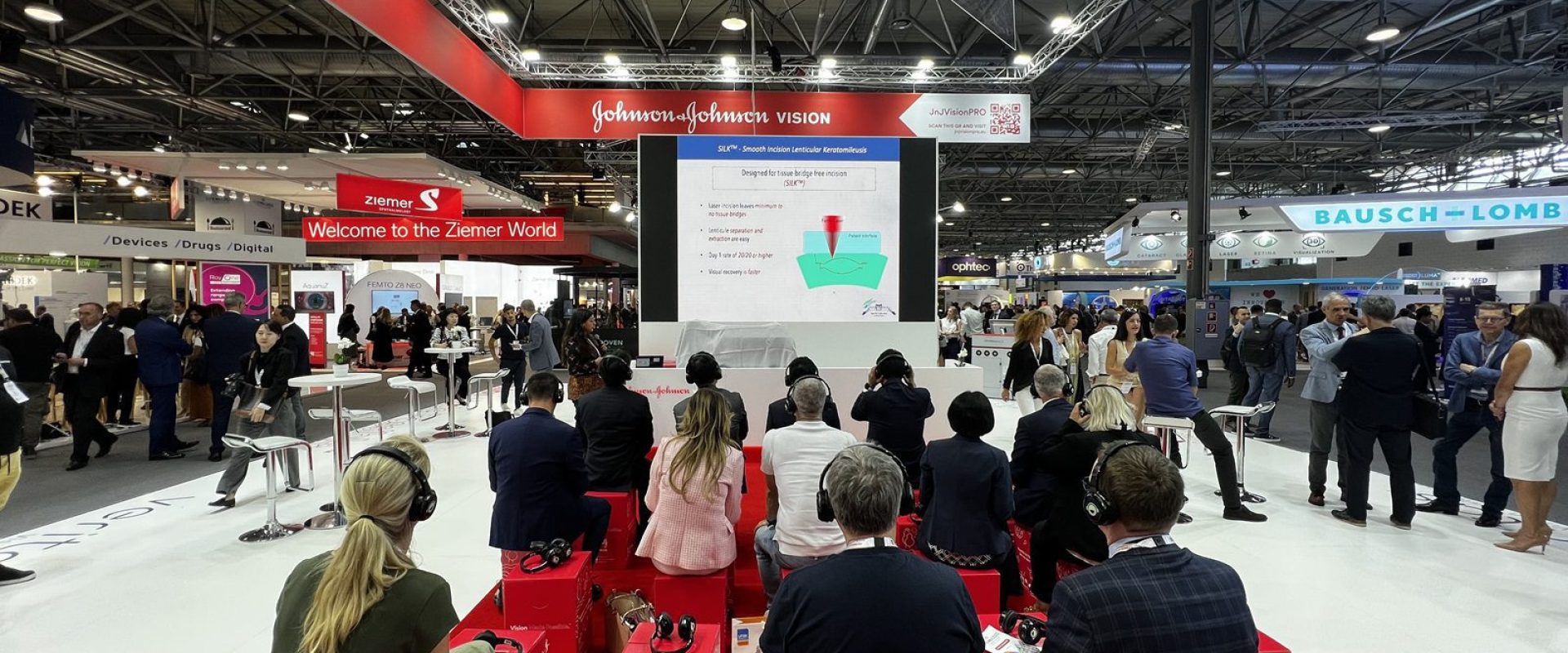 Hurricane_Johnson & Johnson_J&J_exhibition_Vienna_LED gloshine_silent disco_technical support