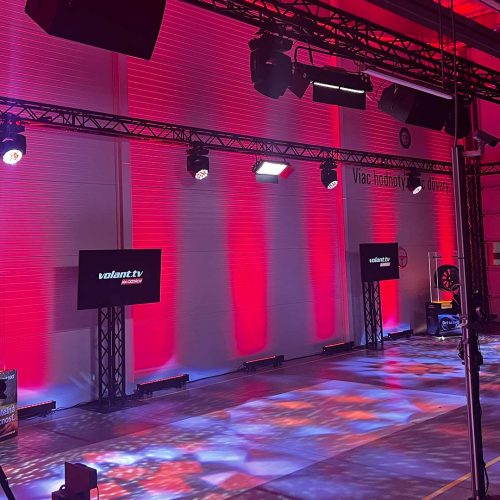 beleuchtung-led-bar-velvet-volant-tv